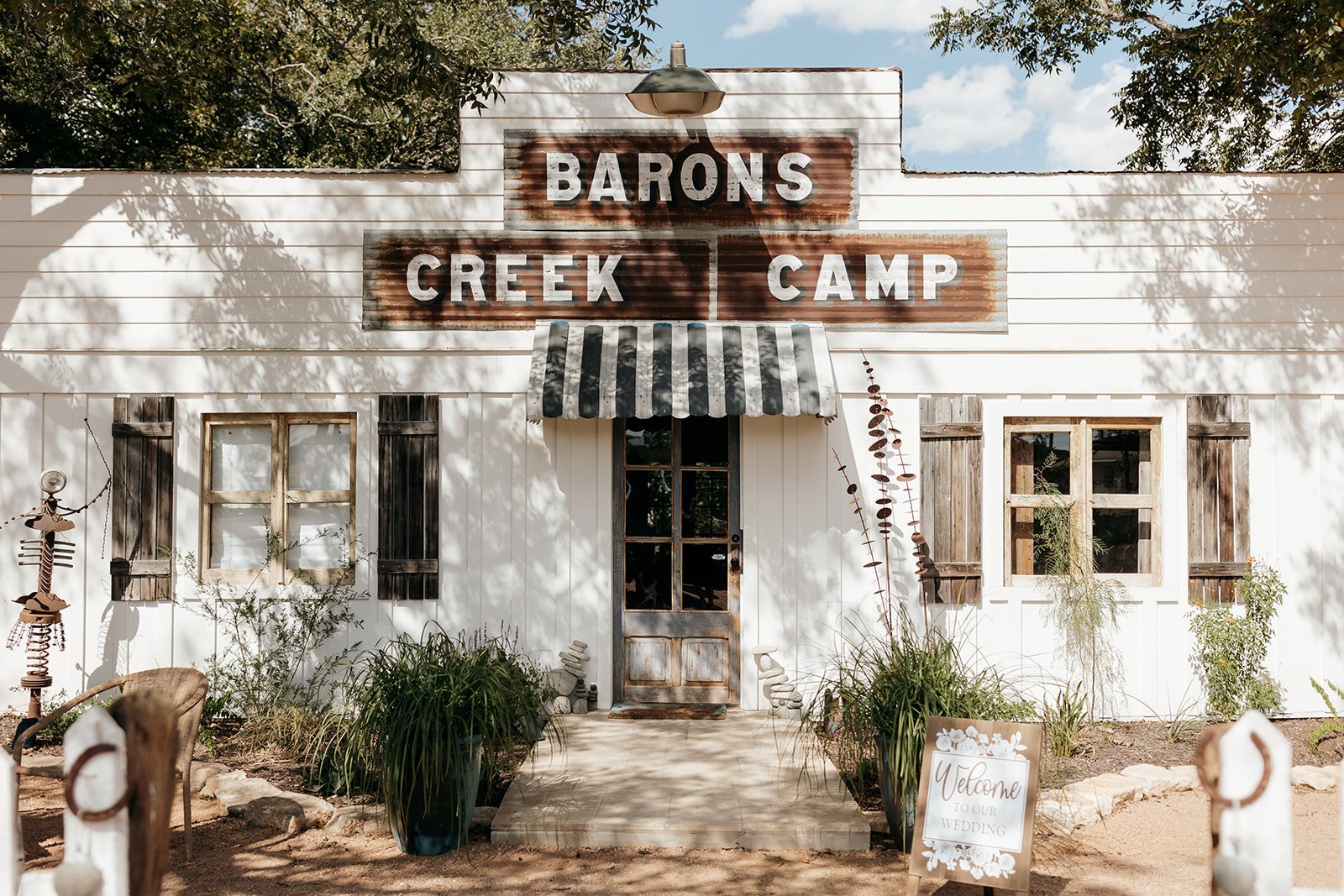 Outside shot of Baron's Creek Camp Main Lodge